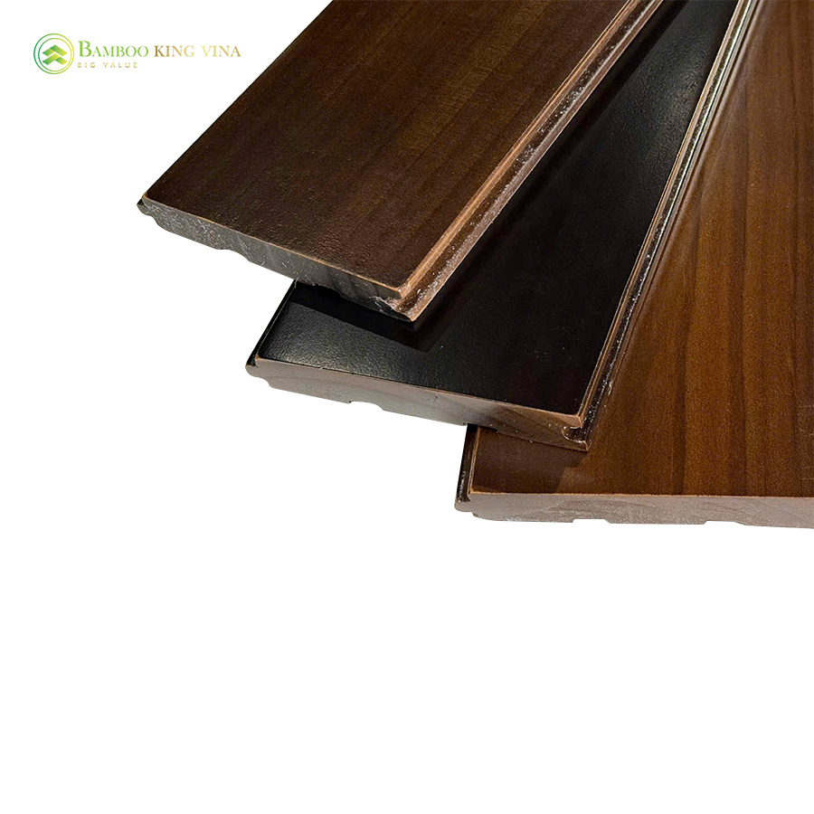 Sàn gỗ trong nhà Poplar biến tính