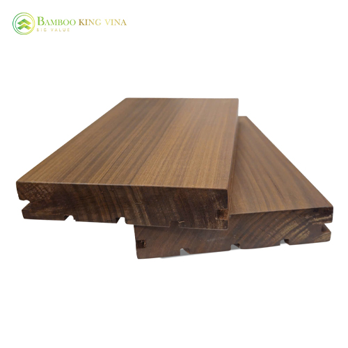 ván poplar ngoài trời