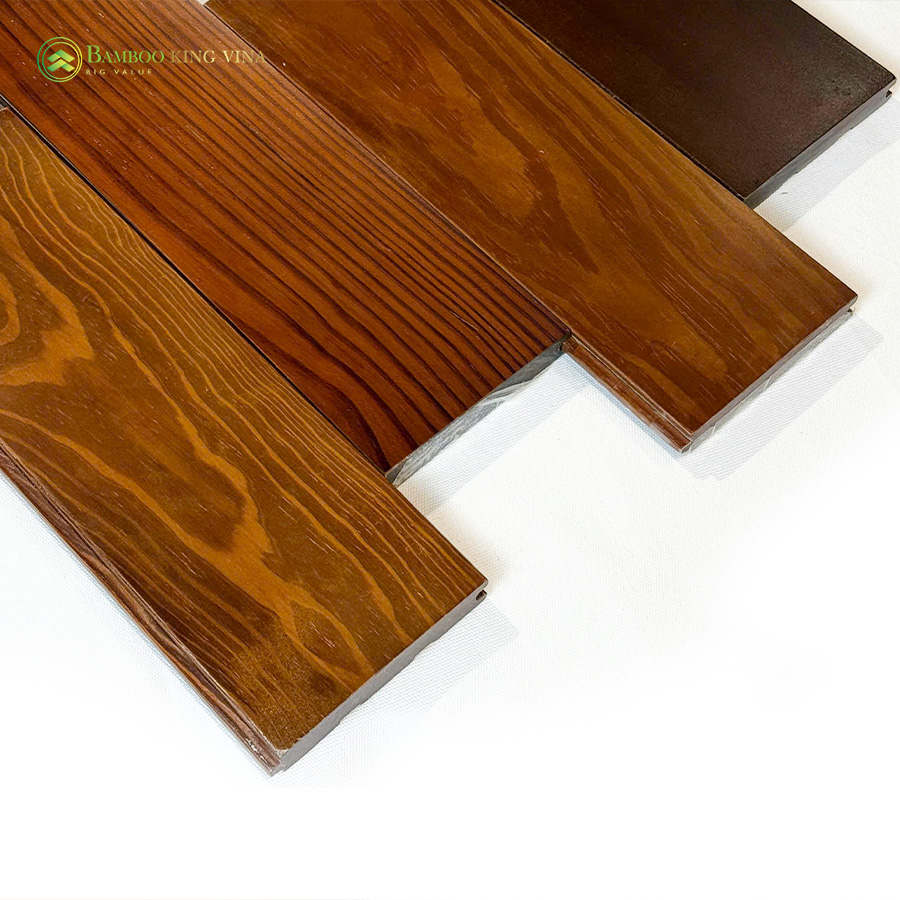 sàn gỗ thông trong nhà