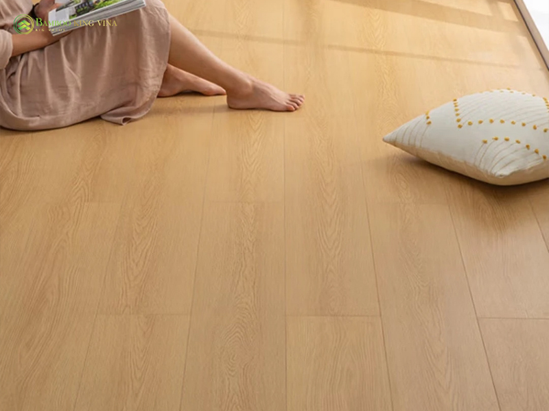 SỰ KHÁC BIỆT GIỮA SÀN GỖ HYBRID THẾ HỆ MỚI VÀ SÀN GỖ CÔNG NGHIỆP? 12 san go hybrid