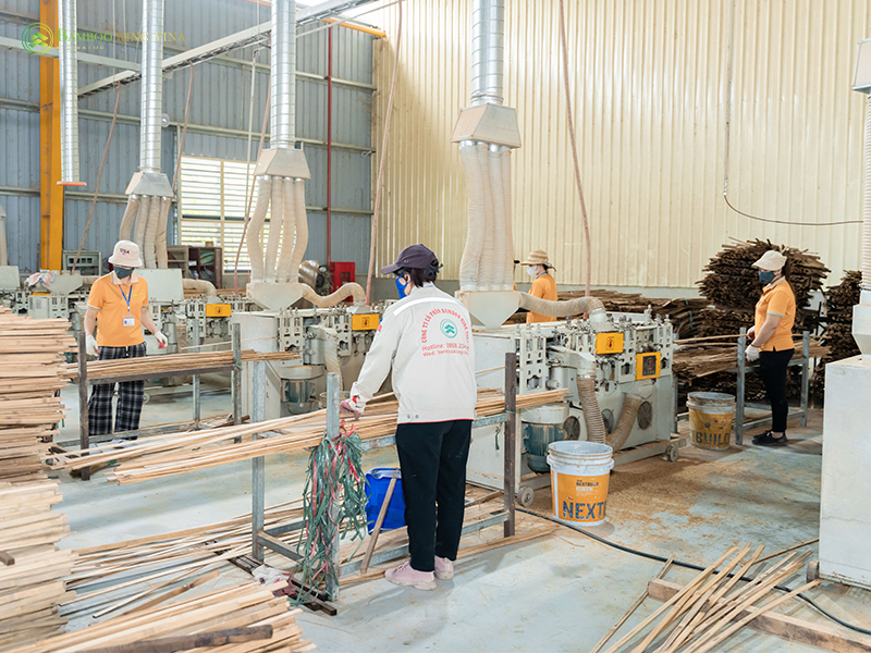  sản xuất dụng cụ nhà bếp bằng tre